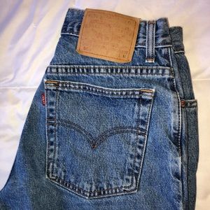 Vintage Levi's 550